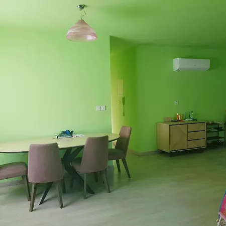 דירה Iris Village 2 Bedrooms 2 Baths פאפוס